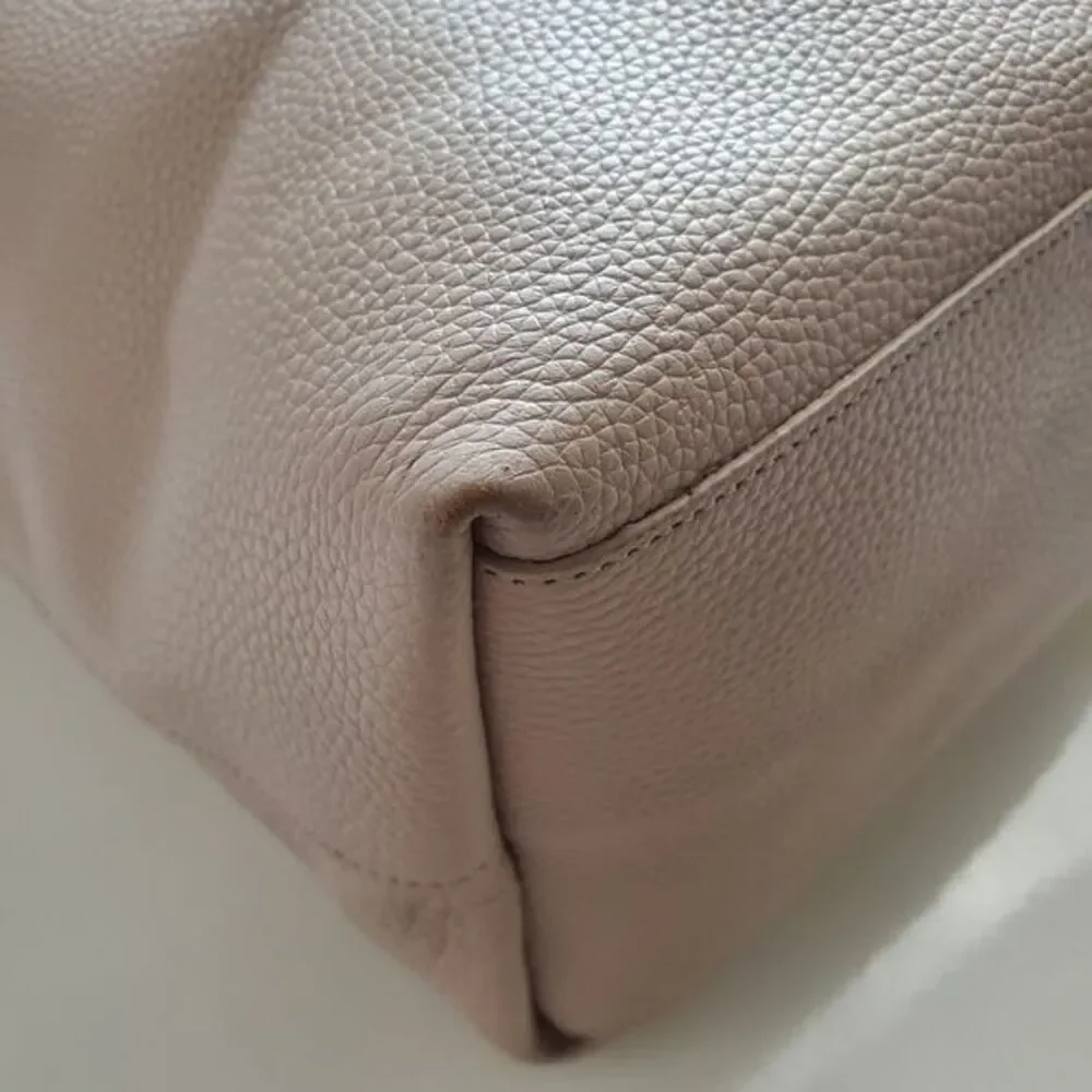 Kate Spade New York‎ Beige Pebbled Leather Tote Bag Multi Color Tassel Bow Trim